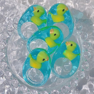 VILZSTUDIOS Transparent duck ring for playful fashion