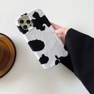VILZSTUDIOS Stylish iPhone case with animal design