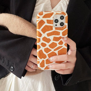 VILZSTUDIOS Stylish iPhone case with animal design