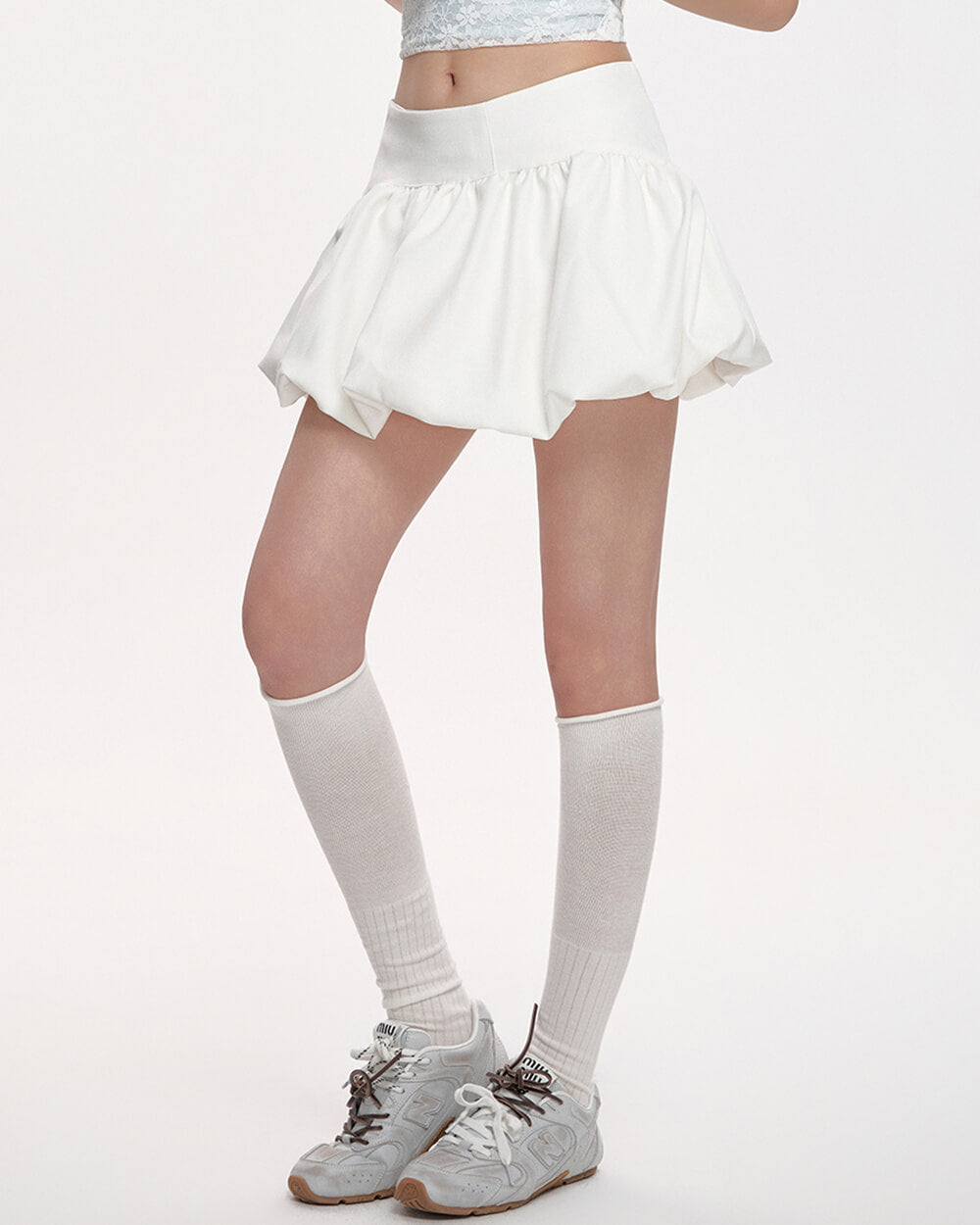 VILZSTUDIOS Stylish balloon skirt with ruffled details