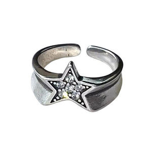 VILZSTUDIOS Adjustable ring with a unique star design