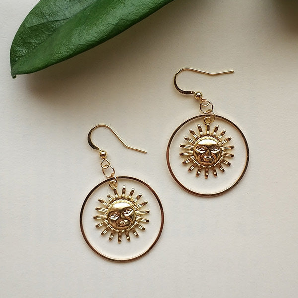 VILZSTUDIOS Stylish sun earrings from VILZSTUDIOS