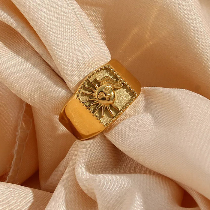 VILZSTUDIOS Elegant gold ring for stylish accessories