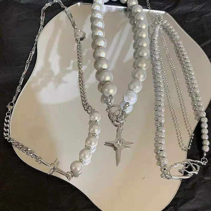 VILZSTUDIOS Reflective pearl choker necklace with rhinestones