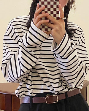 VILZSTUDIOS Relaxed striped turtleneck long sleeve from VILZSTUDIOS