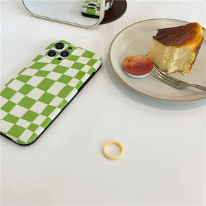 VILZSTUDIOS Checkerboard phone case design
