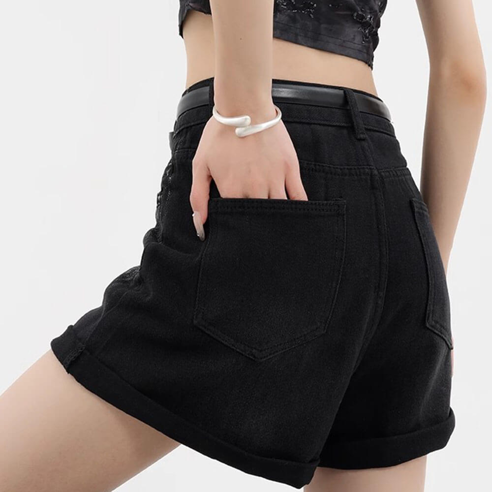 VILZSTUDIOS Retro black denim shorts with distressed design