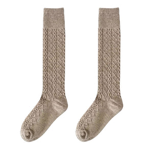 VILZSTUDIOS Knee high socks in stylish design