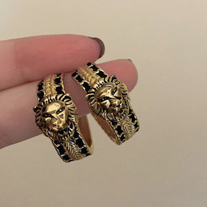 VILZSTUDIOS Lion hoop earrings in vintage style
