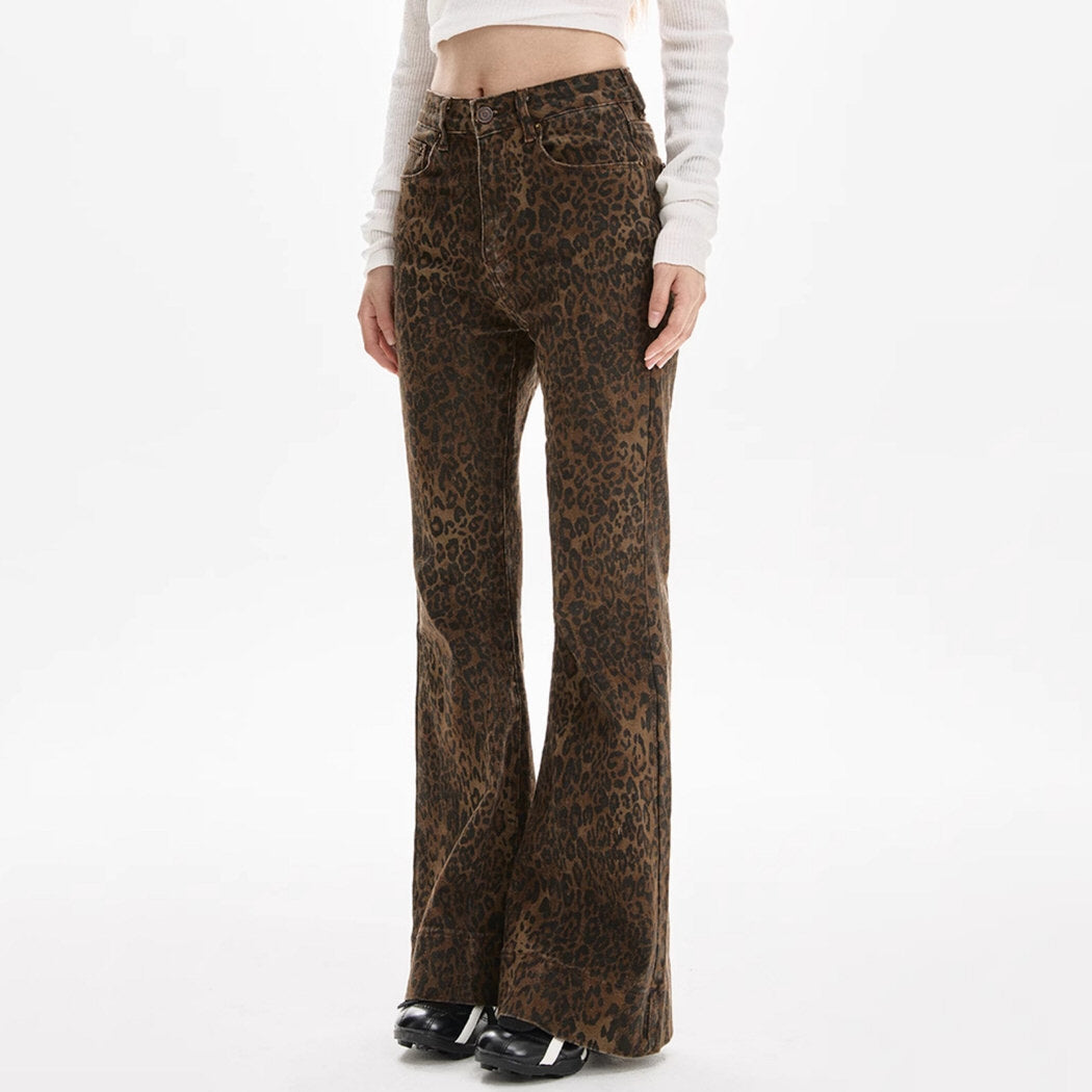 VILZSTUDIOS Flare jeans with leopard print design