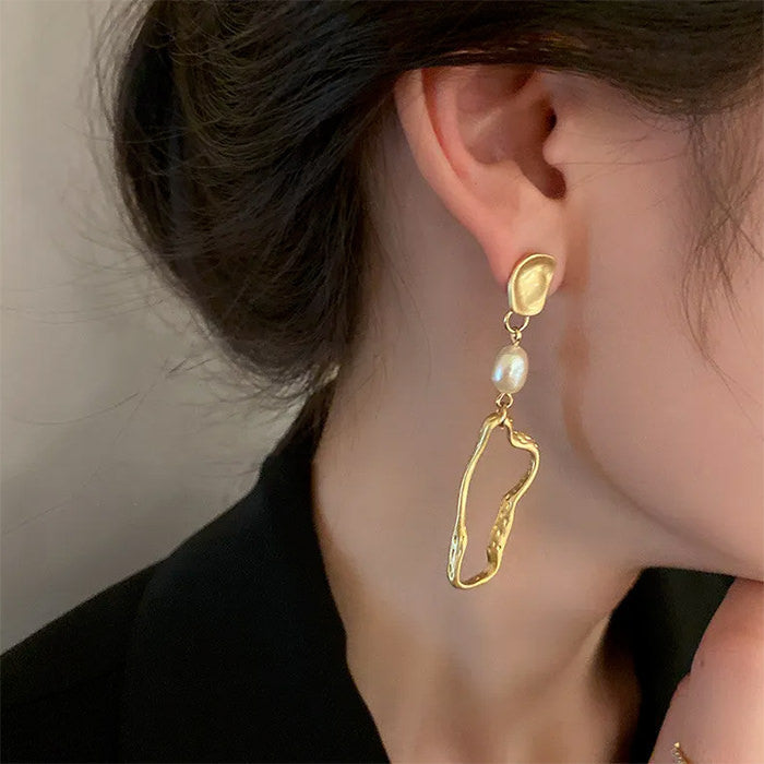 VILZSTUDIOS Stylish retro earrings for modern fashion