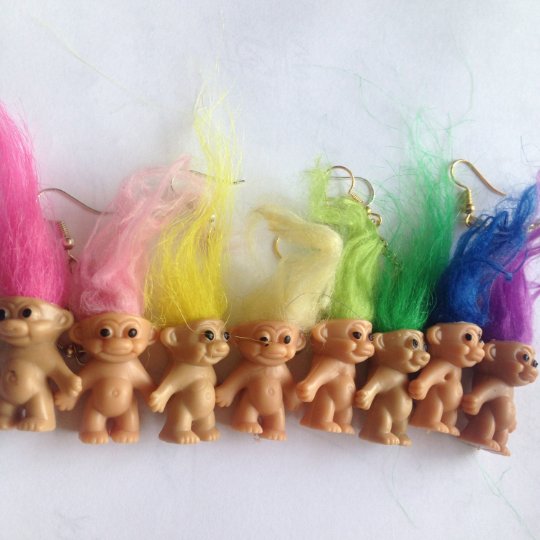 VILZSTUDIOS Stylish retro troll earrings for fashion lovers