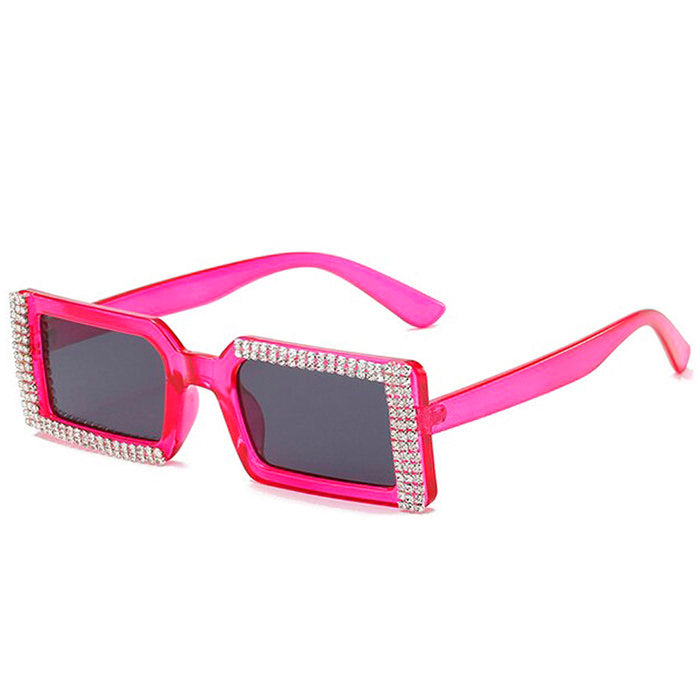VILZSTUDIOS Stylish sunglasses with rhinestone accents