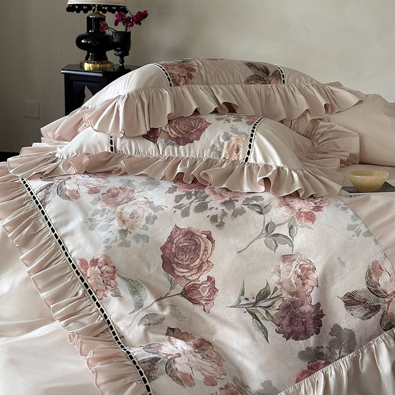 VILZSTUDIOS blush pink rose panel bedding set with contrasting ladder lace and ruffled borders