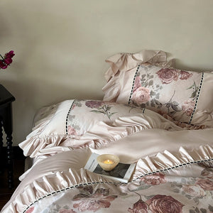 VILZSTUDIOS blush pink rose panel bedding set with contrasting ladder lace and ruffled borders