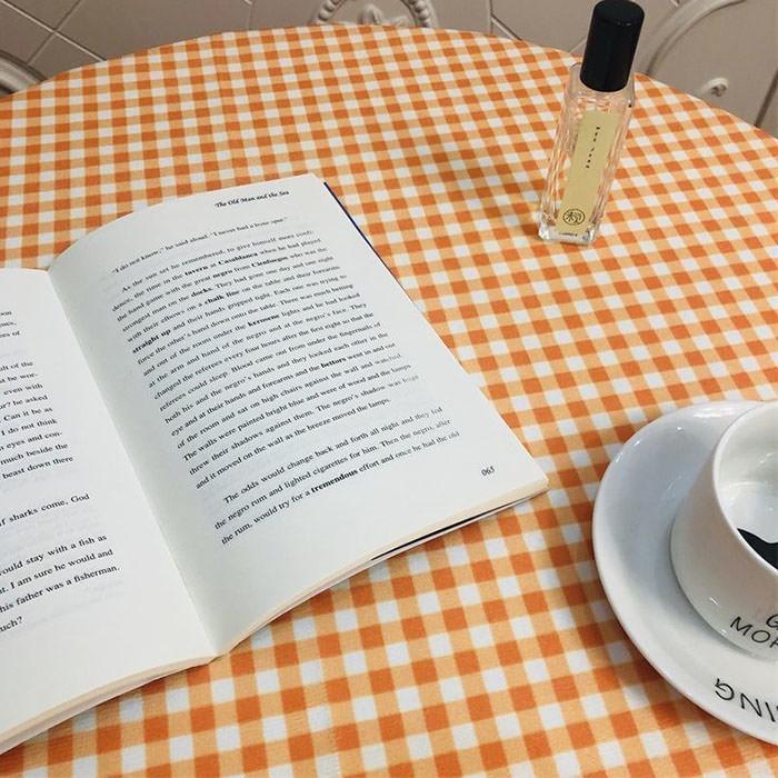 VILZSTUDIOS Vibrant gingham tablecloth for cottagecore aesthetic