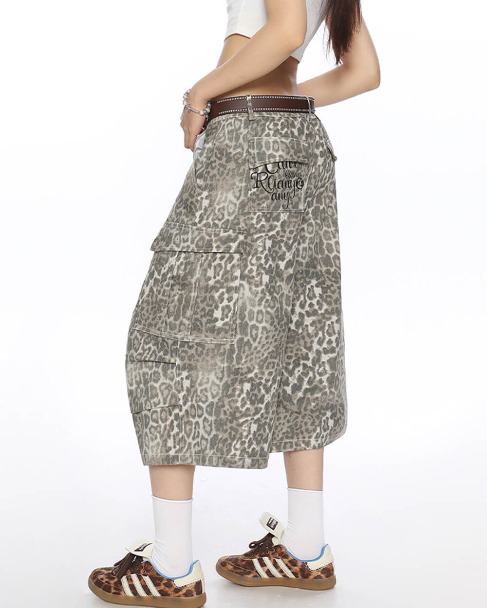 VILZSTUDIOS Leopard print cargo shorts for streetwear fashion