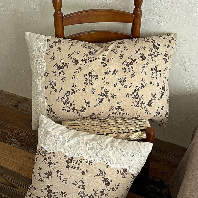 VILZSTUDIOS patterned cotton bedding set with white scalloped floral eyelet lace borders