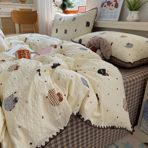 VILZSTUDIOS pastel patterned duvet cover set with crinkled texture and scalloped crochet borders