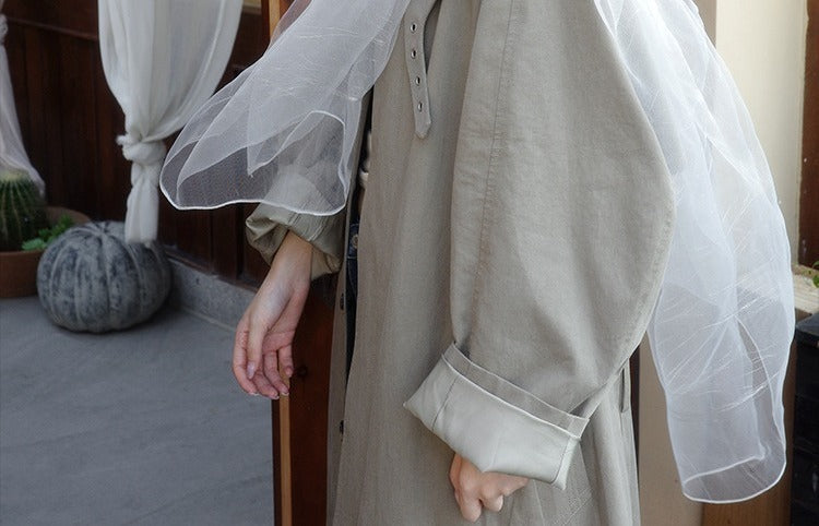 VILZSTUDIOS white sheer organza scarf with abstract patterns