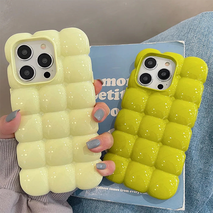 VILZSTUDIOS Stylish iPhone case with bubble design