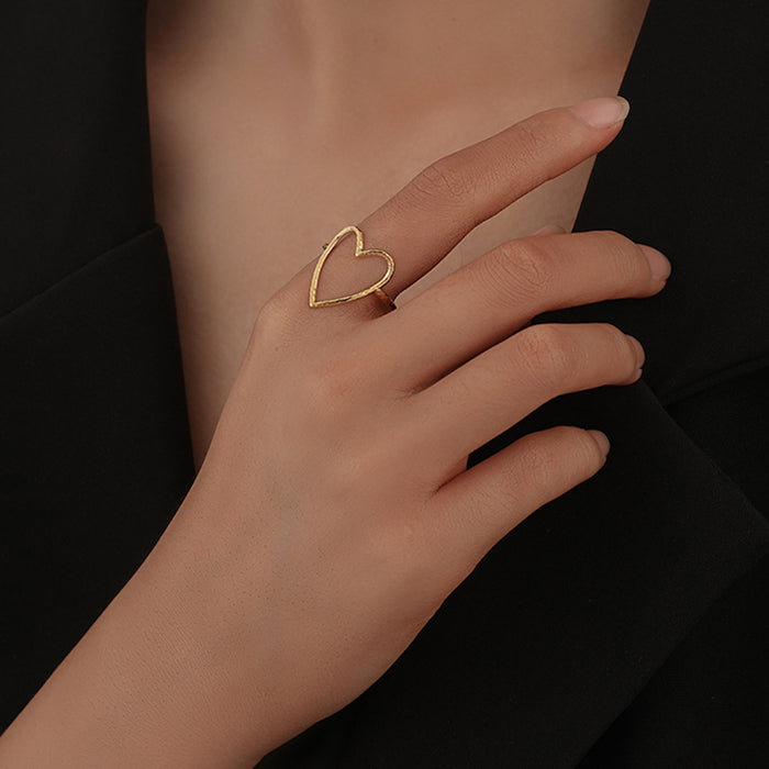 VILZSTUDIOS Adjustable heart ring accessory
