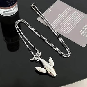 VILZSTUDIOS Stylish chain necklace with whale pendant
