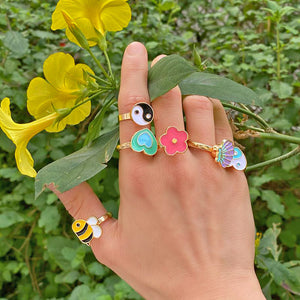 VILZSTUDIOS Stylish spinning ring designed for anxiety relief