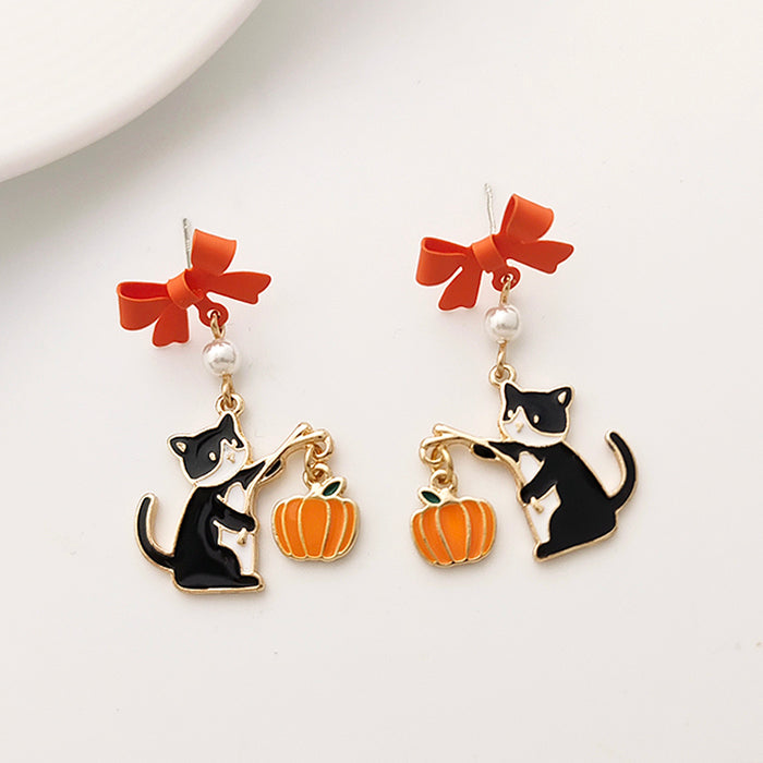 VILZSTUDIOS Stylish earrings featuring a cat and pumpkin design