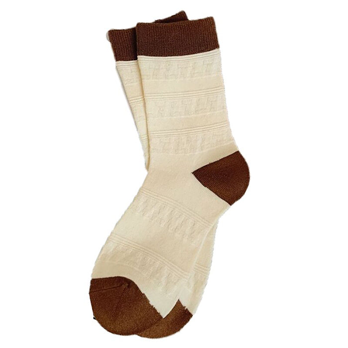VILZSTUDIOS Stylish striped socks for fashion-forward individuals