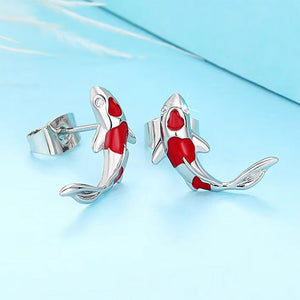 VILZSTUDIOS Stylish stud earrings featuring koi fish design