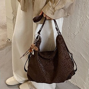 VILZSTUDIOS light pink subtle animal spot shoulder bag