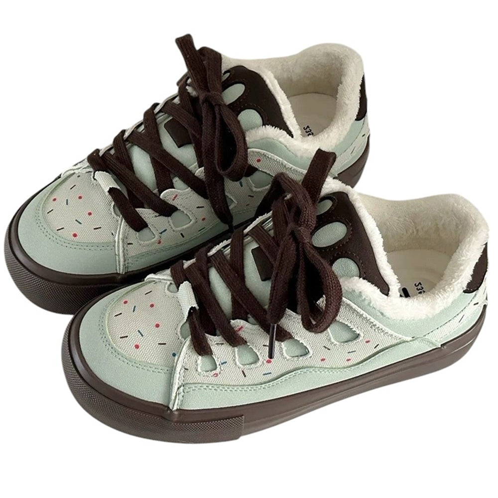 VILZSTUDIOS Cozy skater sneakers with colorful accents