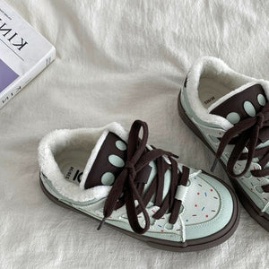 VILZSTUDIOS Cozy skater sneakers with colorful accents