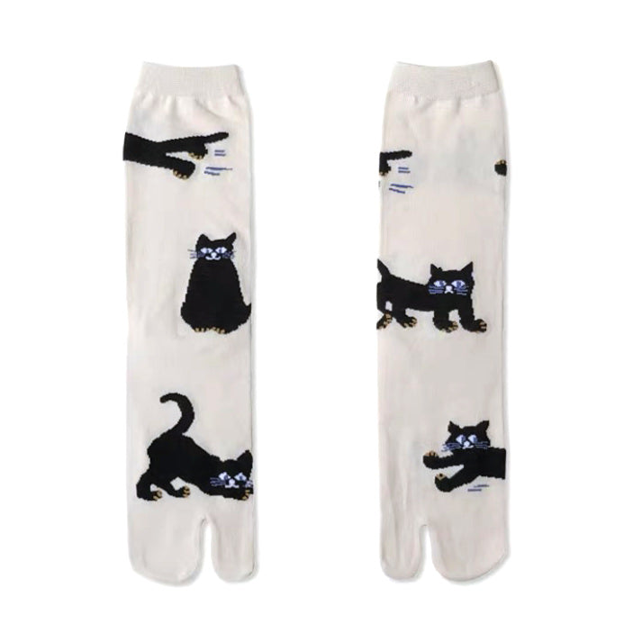 VILZSTUDIOS Black Cat design split toe tabi socks from VILZSTUDIOS