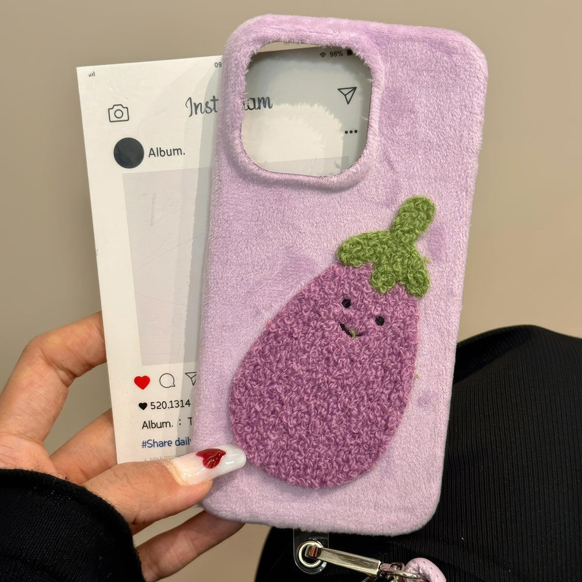 VILZSTUDIOS Textured phone case with eggplant design