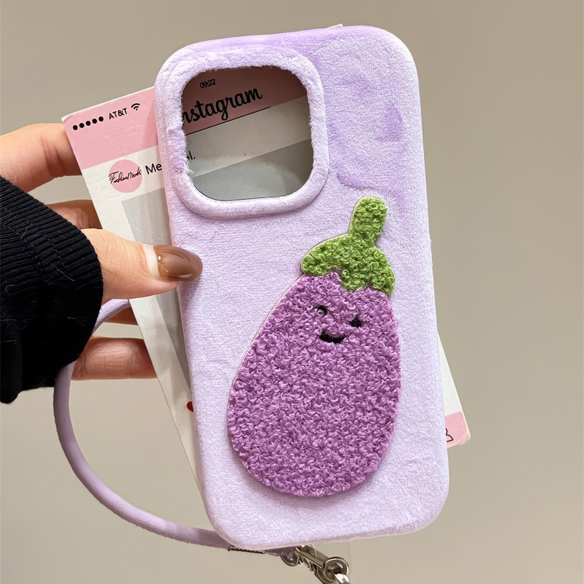 VILZSTUDIOS Textured phone case with eggplant design