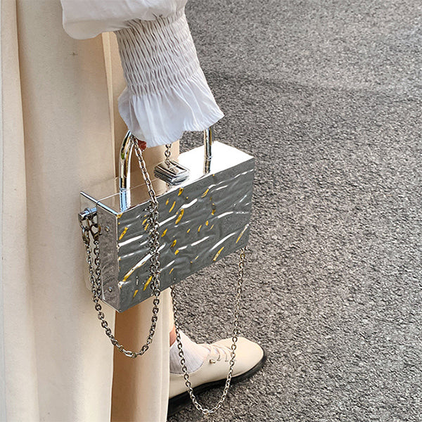 VILZSTUDIOS Stylish textured metal link bag