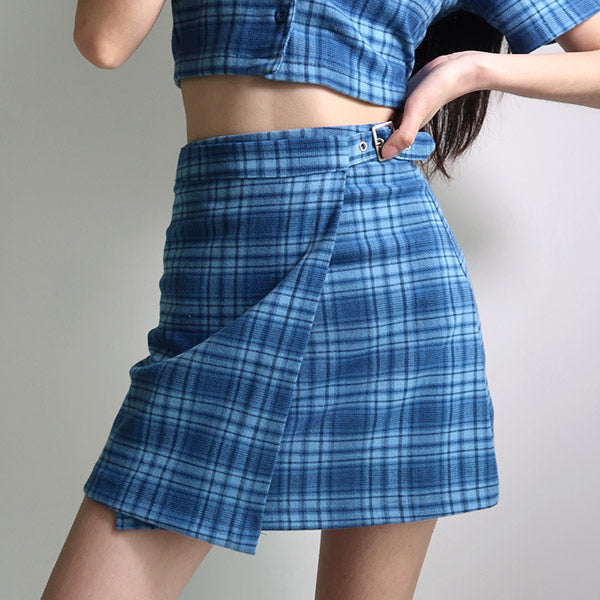 VILZSTUDIOS Trendy plaid mini skirt from VILZSTUDIOS