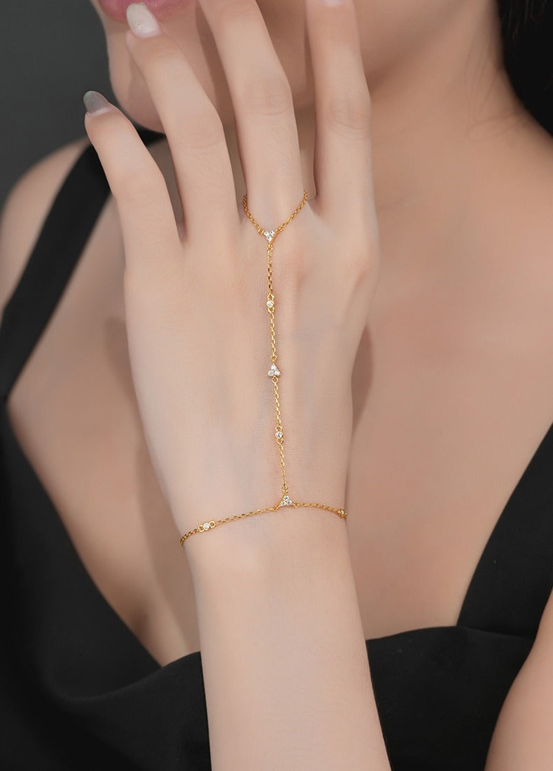VILZSTUDIOS silver triangular cluster hand chain bracelet ring