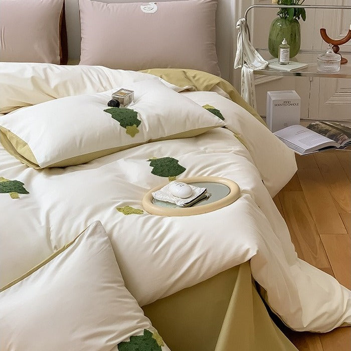 VILZSTUDIOS two-tone cotton duvet cover set with raised cartoon motifs and a neutral reverse