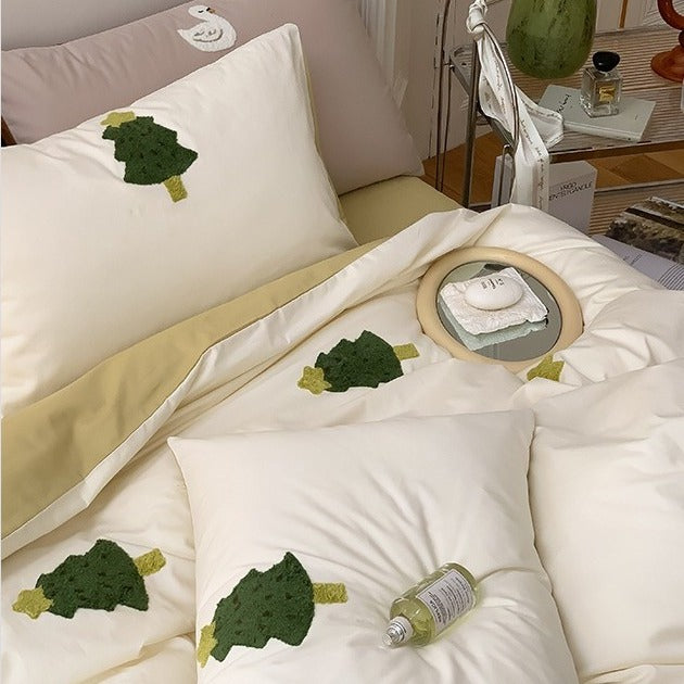 VILZSTUDIOS two-tone cotton duvet cover set with raised cartoon motifs and a neutral reverse