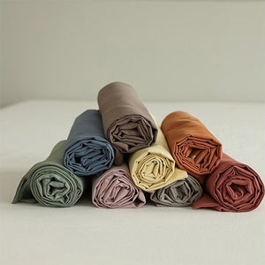 VILZSTUDIOS two-tone solid-color reversible bed sheet with neat edge stitching