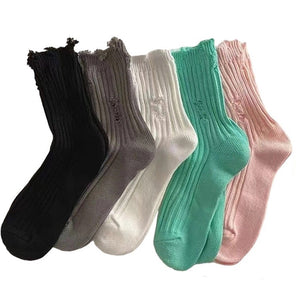 VILZSTUDIOS Stylish ripped socks for streetwear fashion