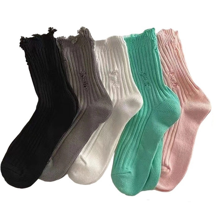 VILZSTUDIOS Stylish ripped socks for streetwear fashion