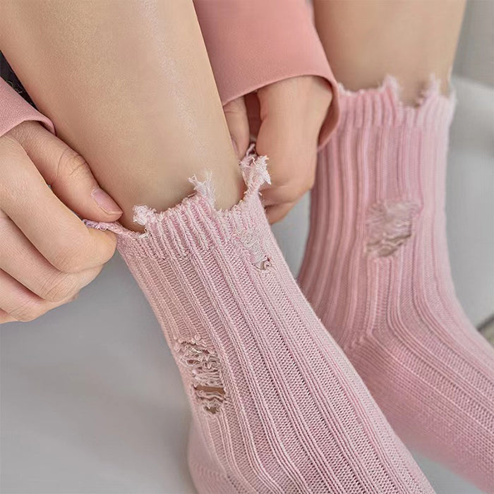 VILZSTUDIOS Stylish ripped socks for streetwear fashion