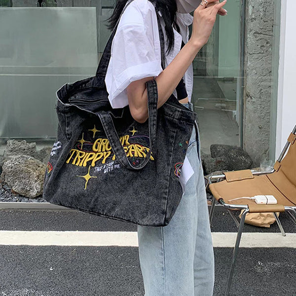 VILZSTUDIOS Trendy denim bag with heart design