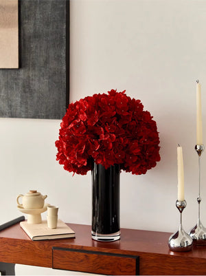 VILZSTUDIOS red hydrangea floral arrangement in black vase