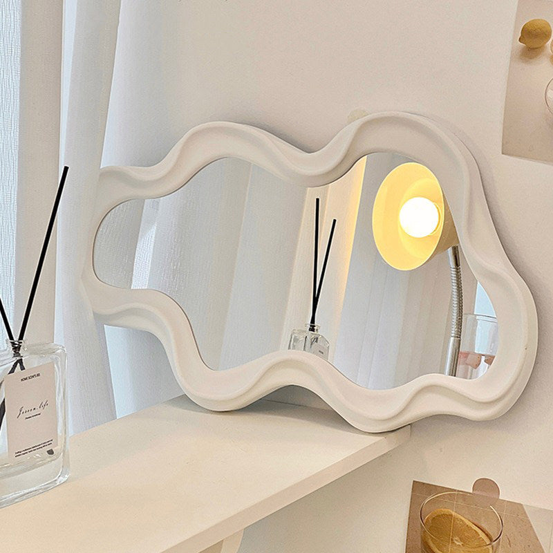 VILZSTUDIOS Stylish wavy asymmetrical mirror for home decor