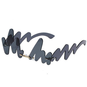 VILZSTUDIOS Stylish wavy frame sunglasses with tinted lenses